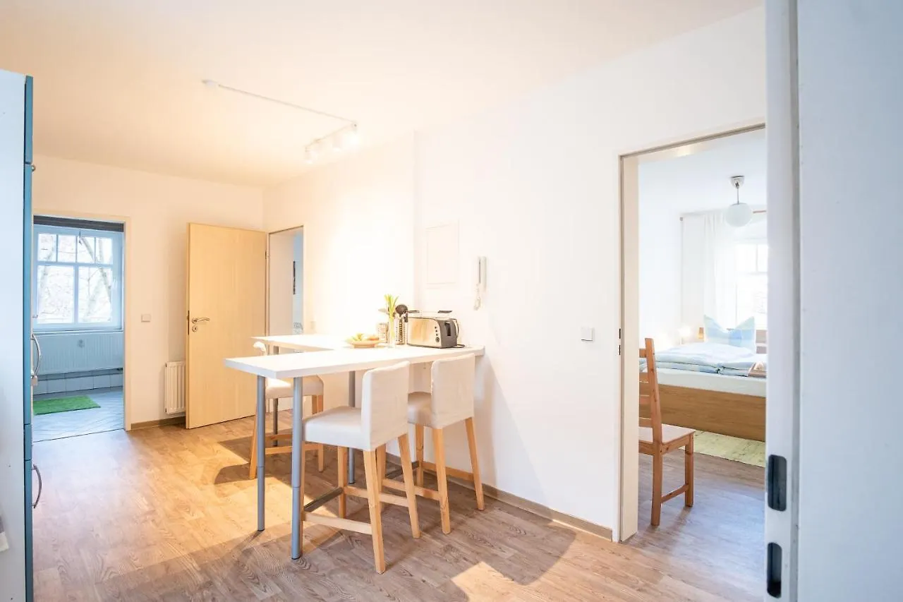 Helle Ferienwohnung Im Hinterhof Dresden