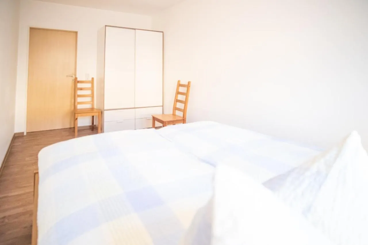 Appartement Helle Ferienwohnung Im Hinterhof Dresden