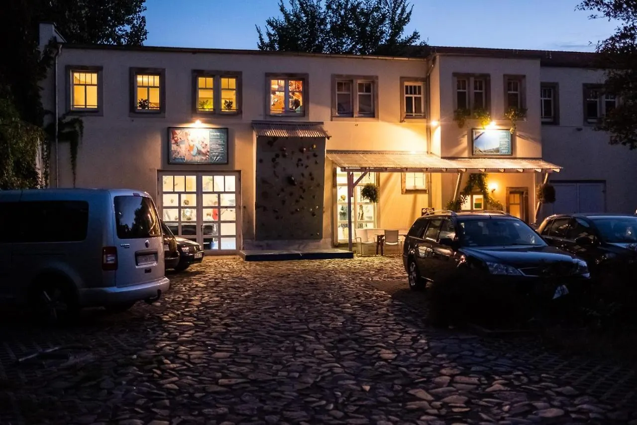 Helle Ferienwohnung Im Hinterhof Dresden