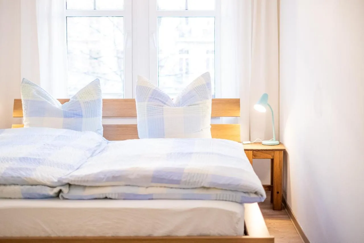 Apartment Helle Ferienwohnung im Hinterhof Dresden